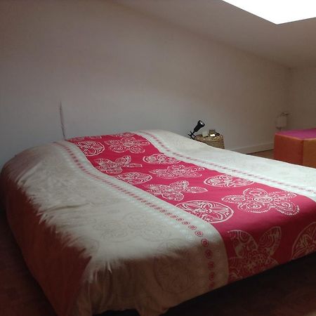Chinchon Apartment L'Isle-sur-la-Sorgue Luaran gambar